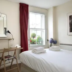 Royal Mile Apartment, 1 Minute From The Castle. Apartment